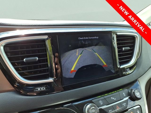 Used 2018 Chrysler Pacifica Touring-L Plus FWD image 21