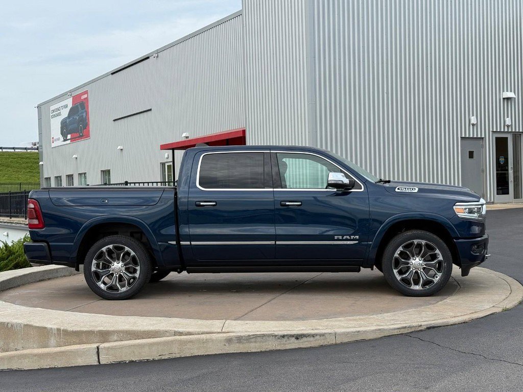 Used 2020 RAM 1500 Limited AWD/4WD image 2