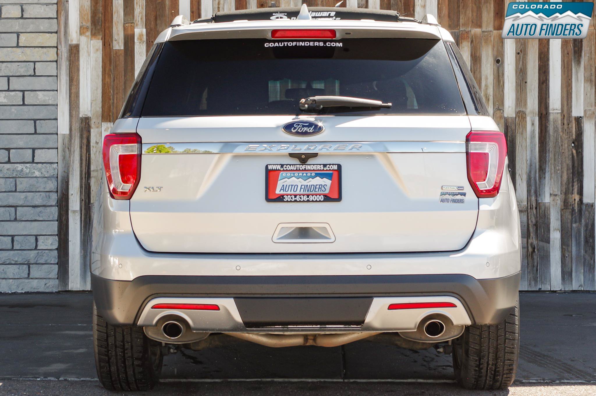 Used 2016 Ford Explorer XLT w/ Equipment Group 202A AWD/4WD image 5