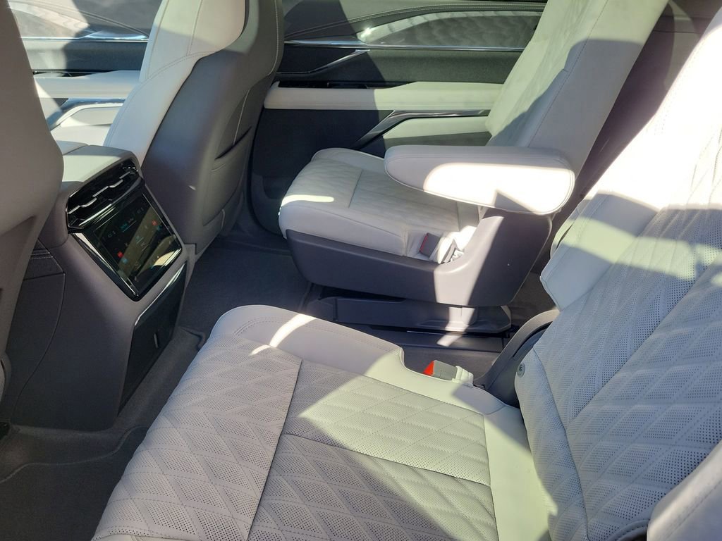 New 2026 Cadillac Escalade IQ Luxury 1 AWD/4WD image 22