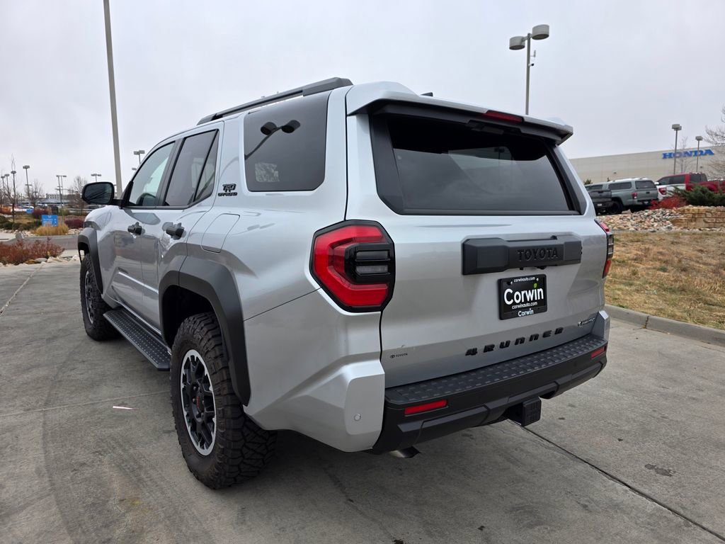 Used 2025 Toyota 4Runner TRD Off-Road Premium image 5