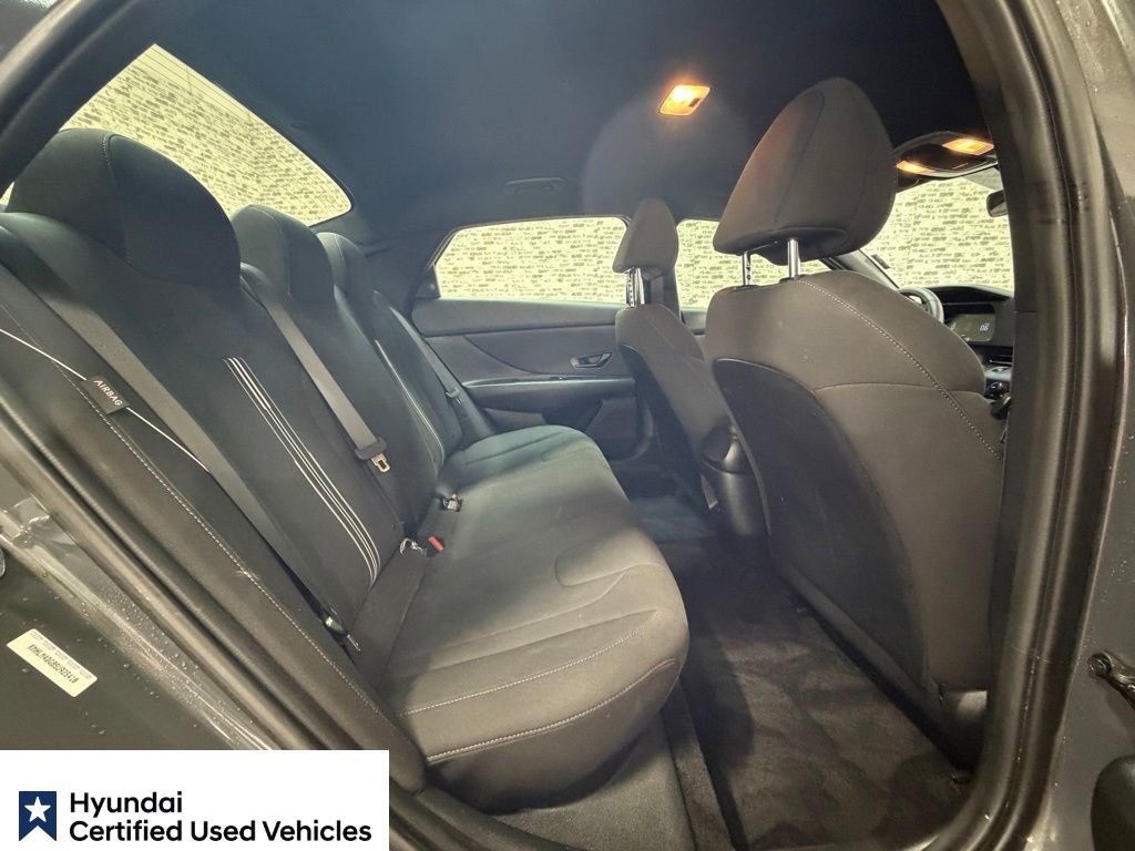 Certified 2025 Hyundai Elantra Sport image 13