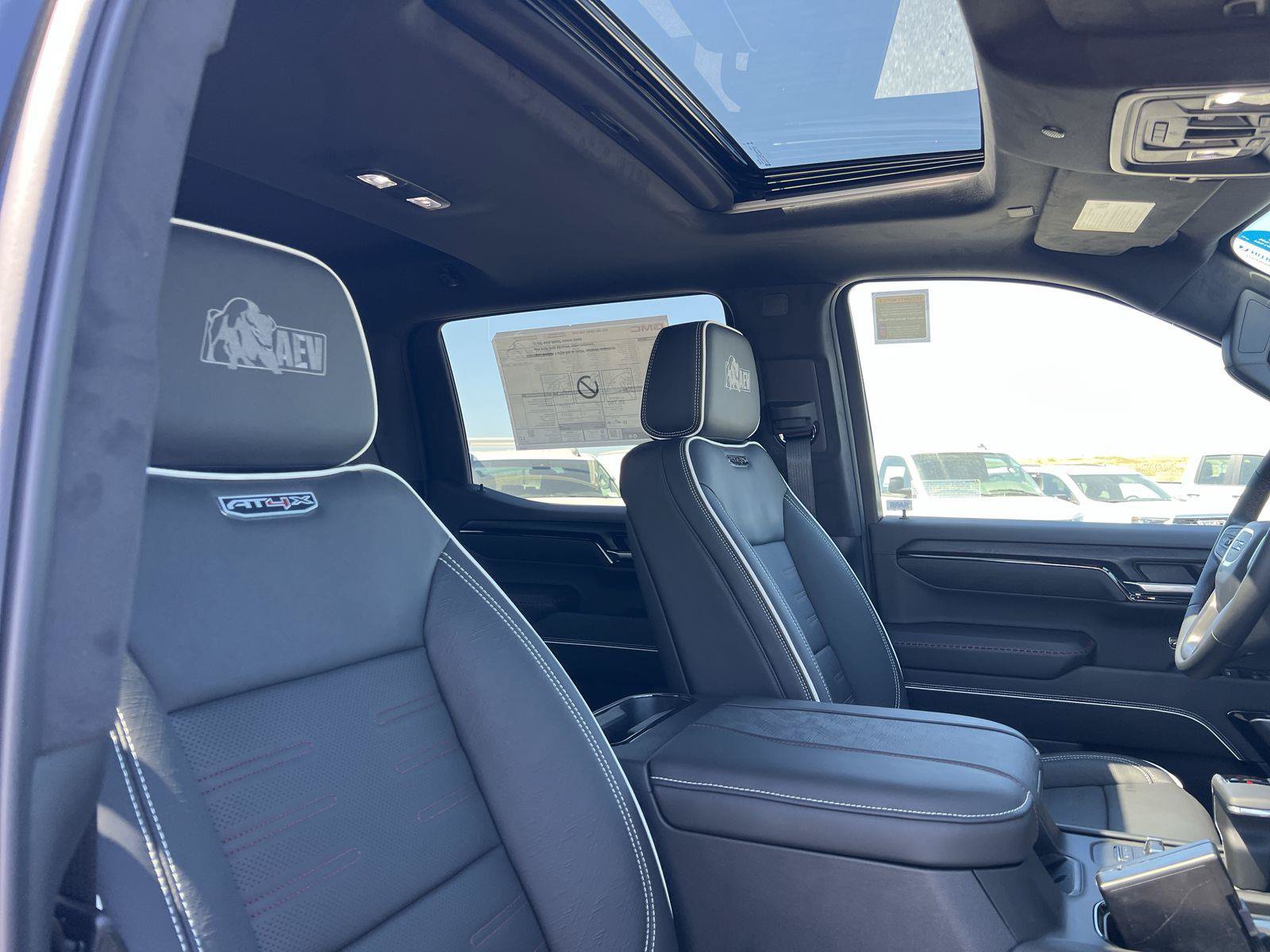 New 2026 GMC Sierra 1500 AT4X w/ AT4X AEV Edition AWD/4WD image 33