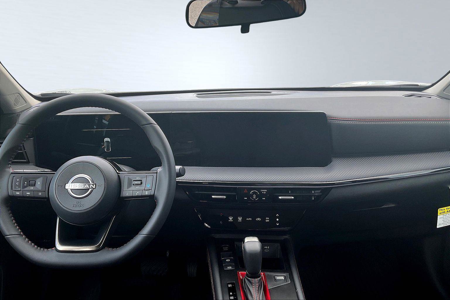 New 2025 Nissan Kicks SR image 8