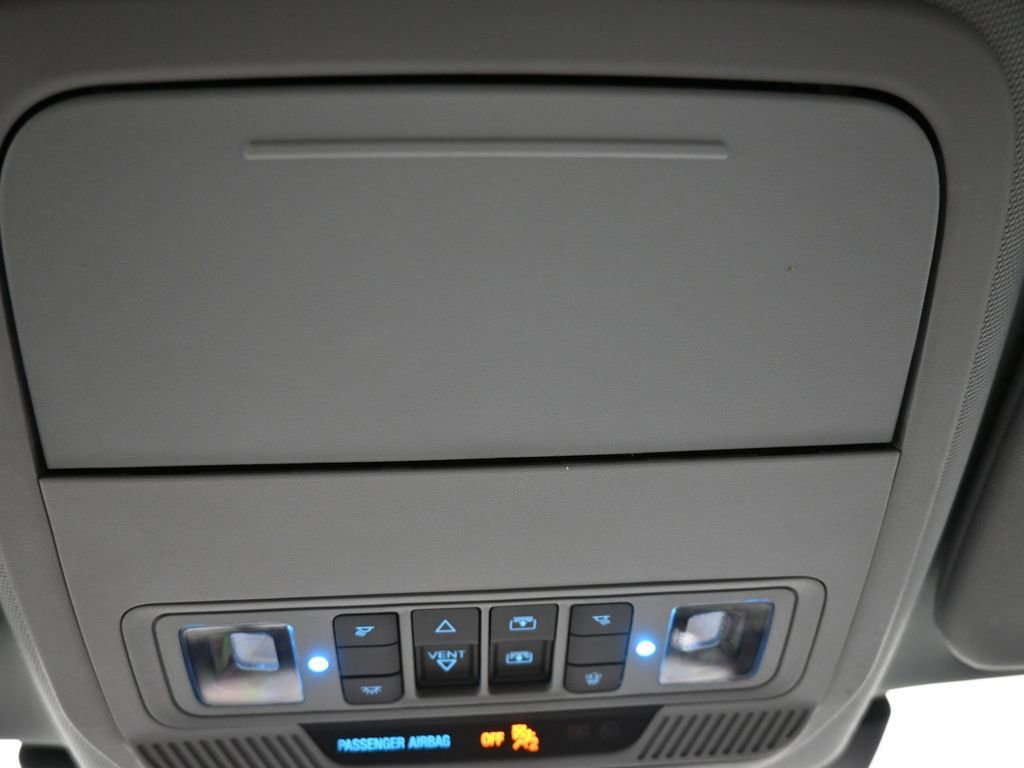 Used 2022 Ford Explorer XLT w/ Equipment Group 202A image 34