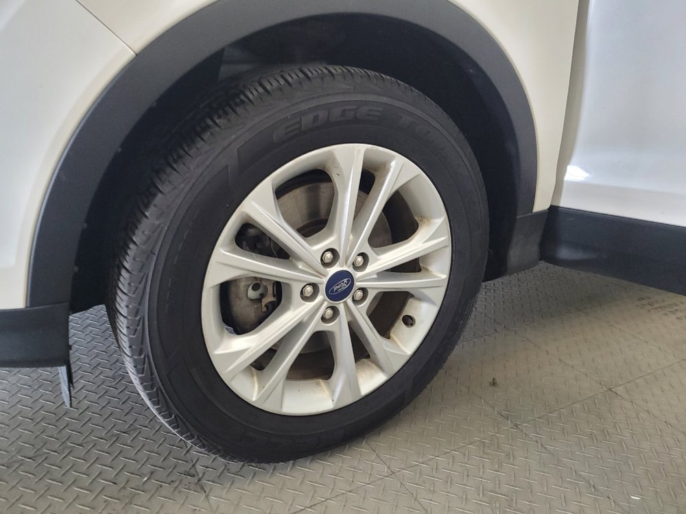 Used 2019 Ford Escape SEL AWD/4WD image 31