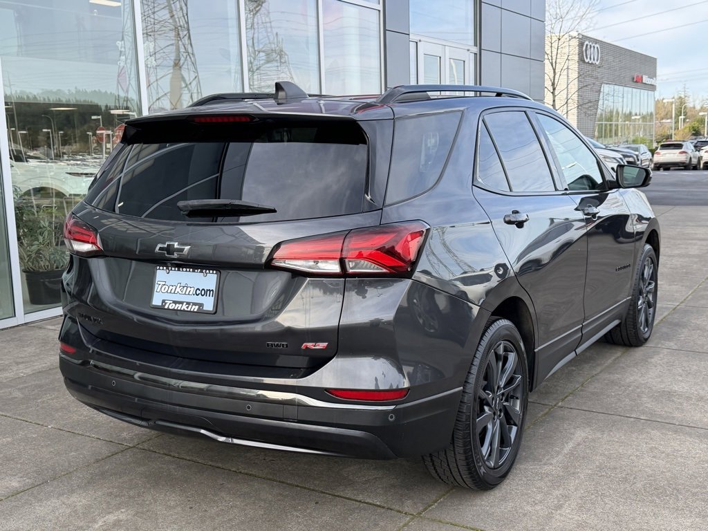 Used 2022 Chevrolet Equinox RS w/ RS Leather Package image 7