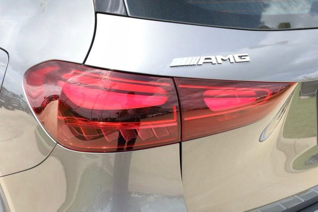 New 2026 Mercedes-Benz GLA 35 AMG 4MATIC image 12