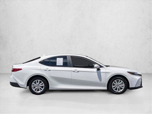 Used 2025 Toyota Camry LE FWD image 4