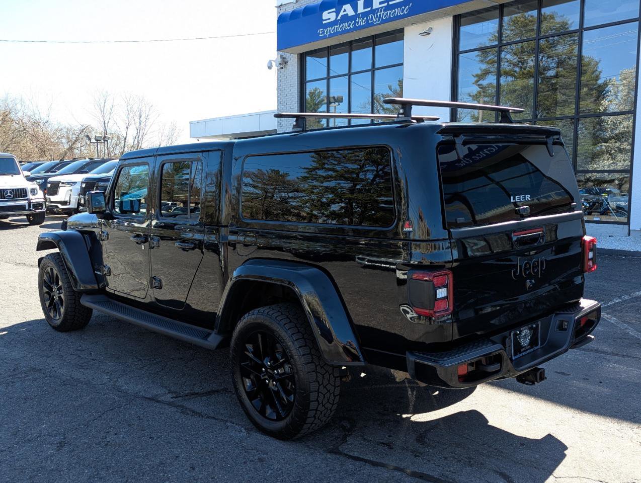 Used 2021 Jeep Gladiator Overland AWD/4WD image 10