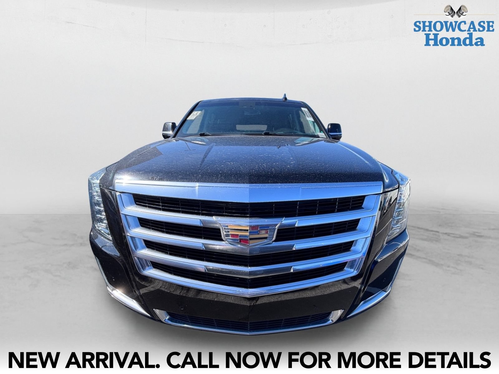 Used 2018 Cadillac Escalade ESV Luxury AWD/4WD image 7