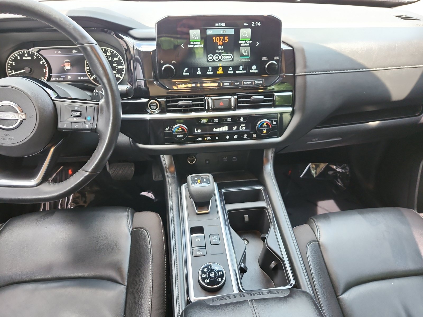 Used 2023 Nissan Pathfinder SL AWD/4WD image 11