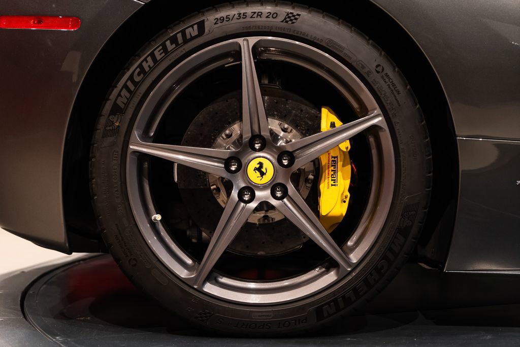 Certified 2014 Ferrari 458 Italia Coupe RWD image 15