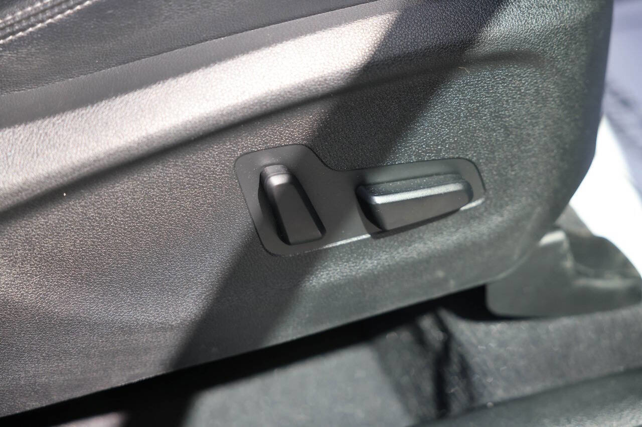 Used 2017 Kia Sorento EX AWD/4WD image 10