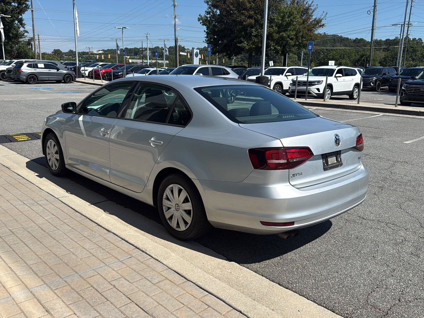 Used 2016 Volkswagen Jetta S FWD image 5