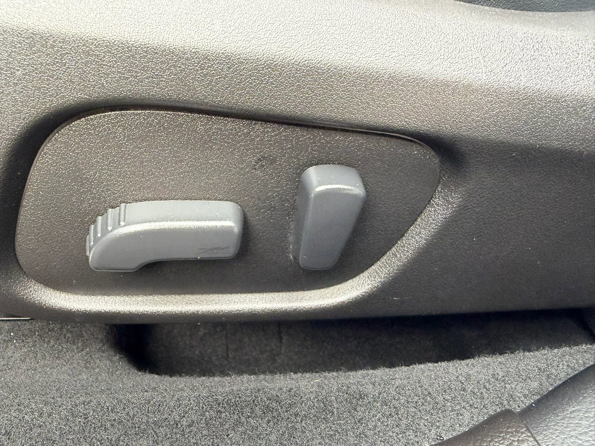 Used 2016 Subaru WRX Limited image 30