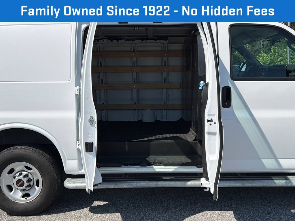 Used 2024 GMC Savana 2500 w/ Driver Convenience Package RWD image 16