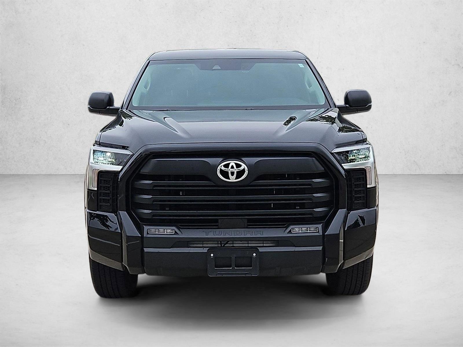 Used 2024 Toyota Tundra SR5 AWD/4WD image 2