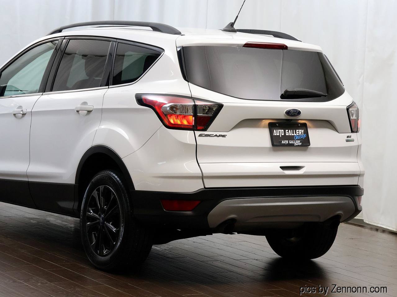 Used 2018 Ford Escape SE w/ SE Sync 3 Package FWD image 7