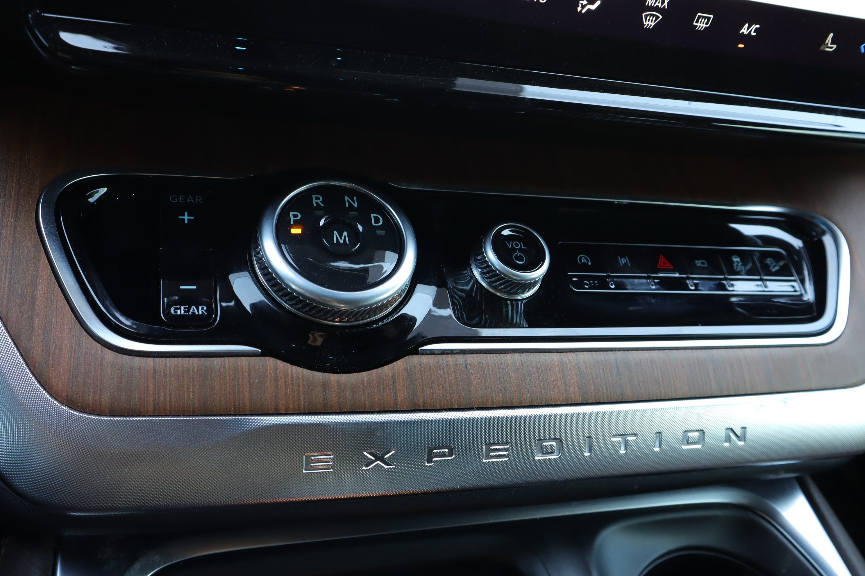 Used 2025 Ford Expedition Max King Ranch AWD/4WD image 19