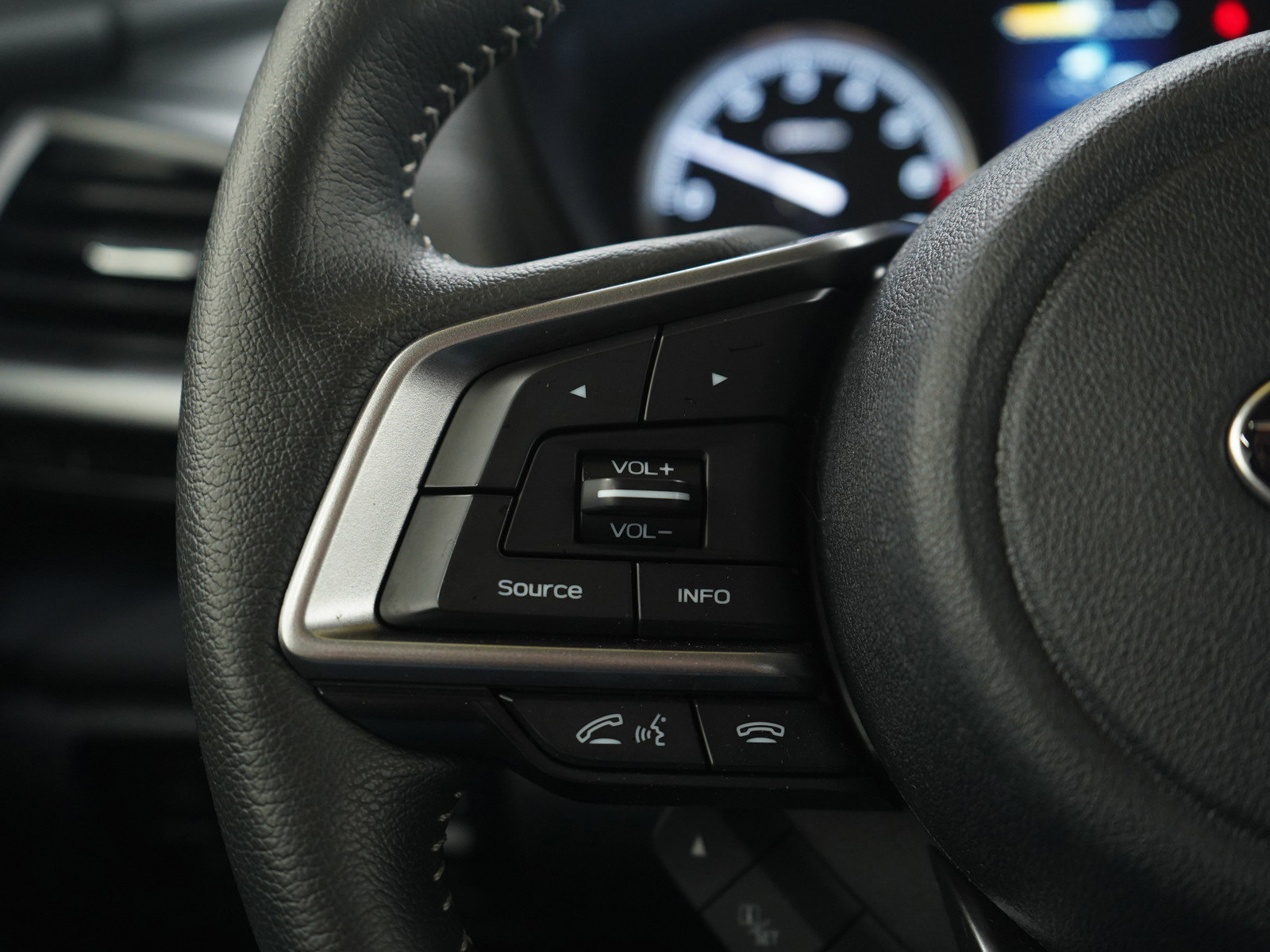 Used 2024 Subaru Forester Touring image 27