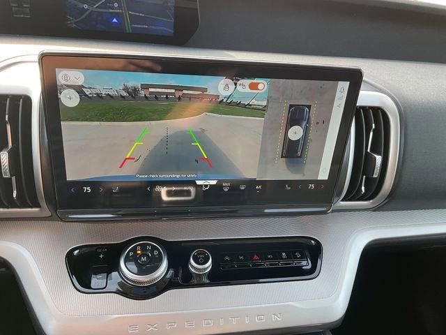 Used 2025 Ford Expedition Max Active image 37