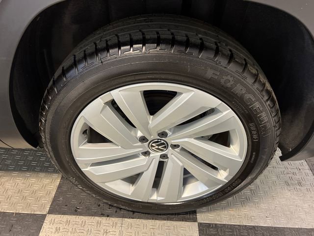 Used 2021 Volkswagen Atlas Cross Sport SE FWD image 16