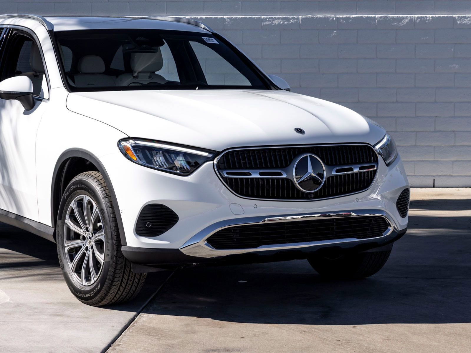 Used 2026 Mercedes-Benz GLC 300 image 3