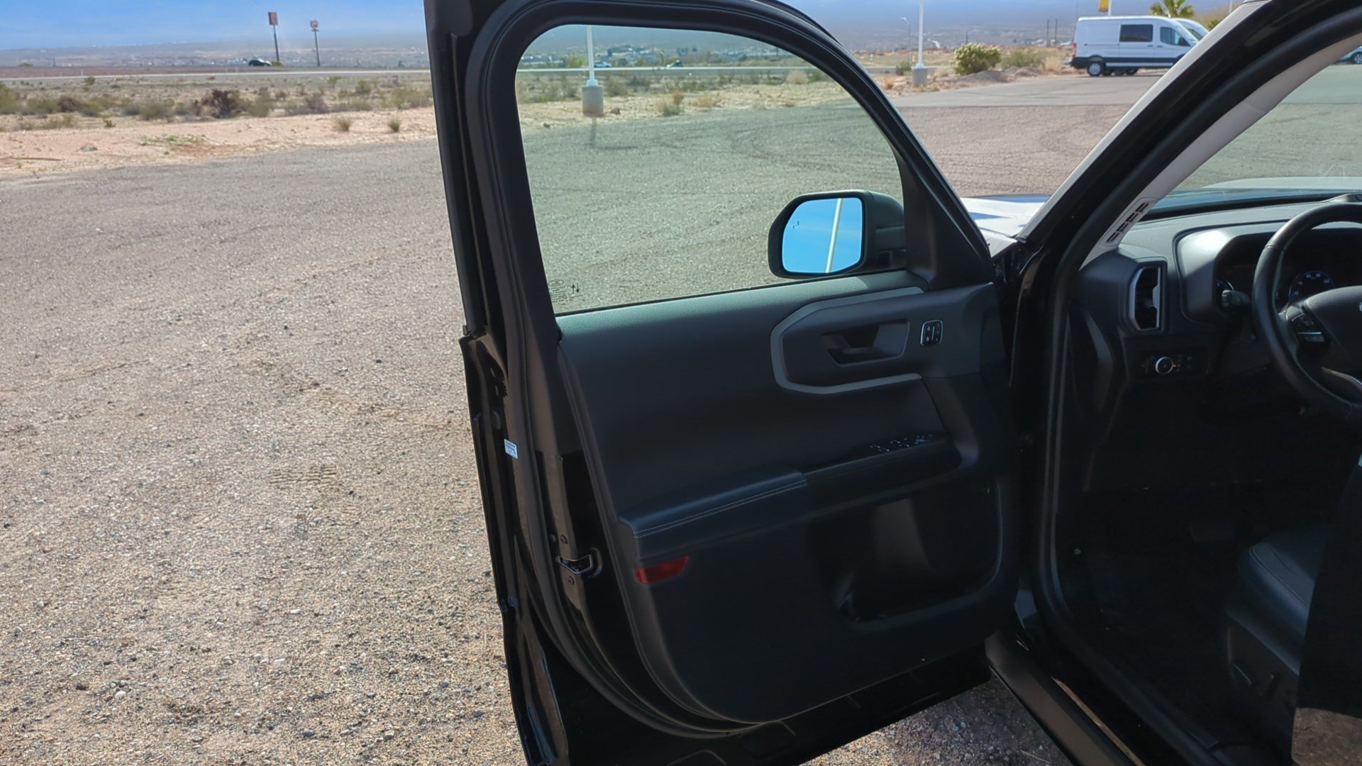 Used 2023 Ford Bronco Sport Outer Banks w/ Tech Package image 12