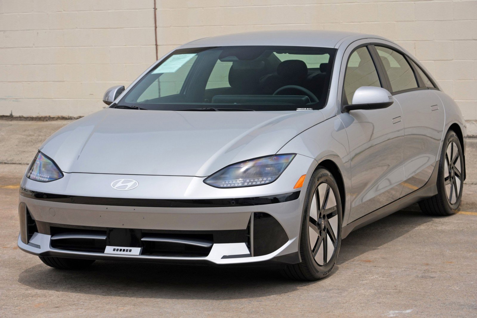 Used 2025 Hyundai Ioniq 6 SE RWD image 43