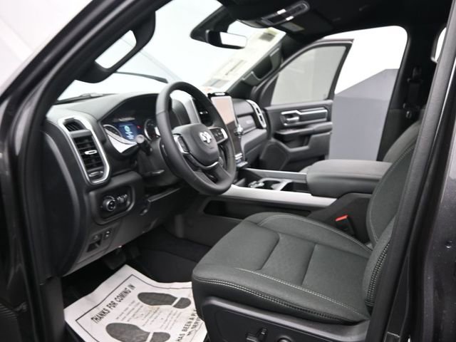 New 2026 RAM 1500 4x4 Crew Cab image 9