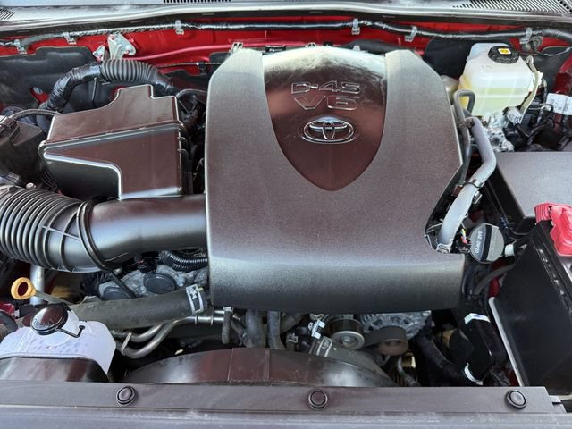 Used 2021 Toyota Tacoma TRD Off-Road AWD/4WD image 34