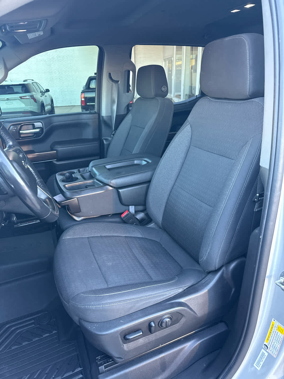 Used 2021 Chevrolet Silverado 1500 RST image 13