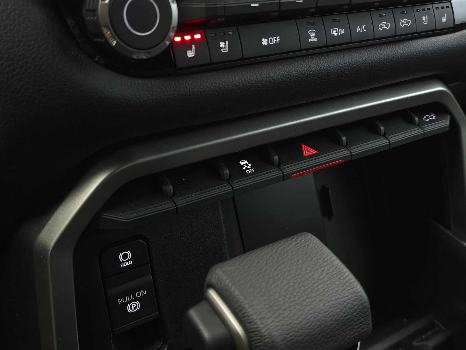 Certified 2025 Toyota Tundra Limited image 29