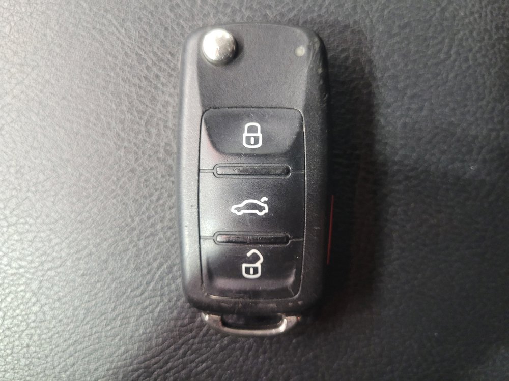 Used 2016 Volkswagen Passat 1.8T SE image 32