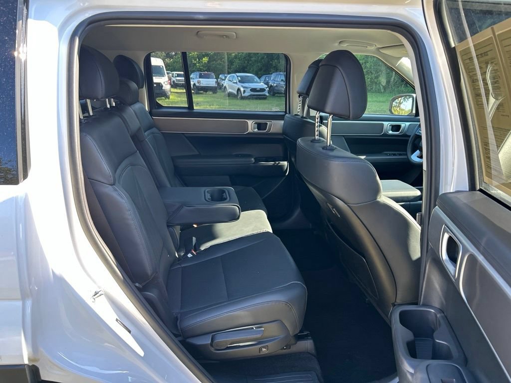 Used 2026 Hyundai Santa Fe SEL FWD image 44