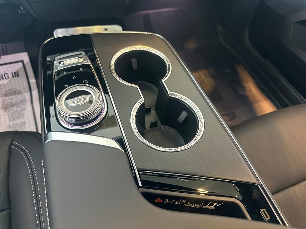 New 2026 Cadillac Lyriq Premium Luxury image 15