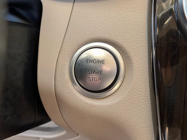 Used 2016 Mercedes-Benz GLC 300 image 30