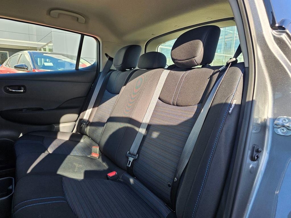 Certified 2025 Nissan Leaf SV Plus image 14