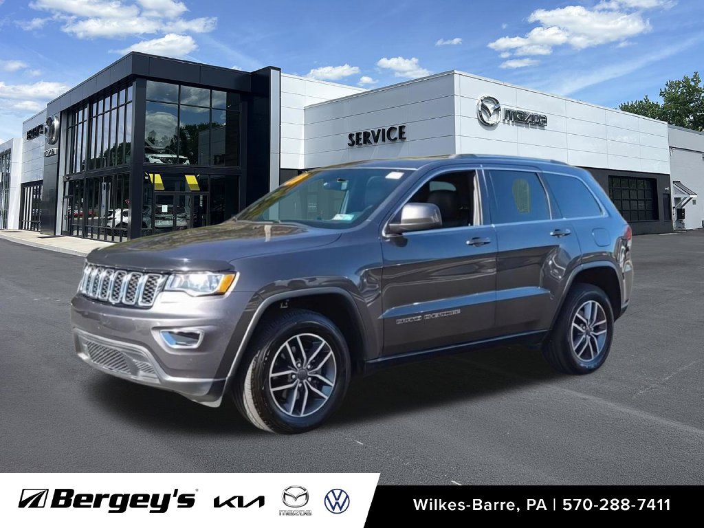 Used 2020 Jeep Grand Cherokee Laredo w/ Security & Convenience Group AWD/4WD image 4