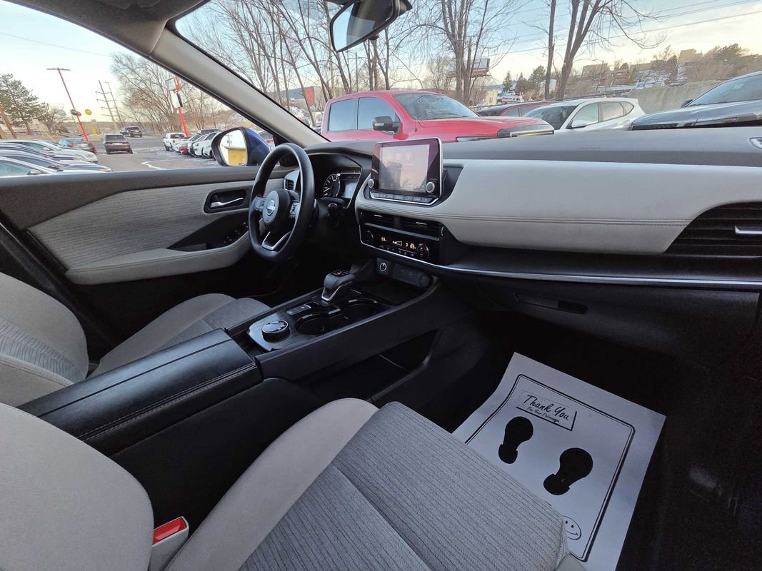 Used 2023 Nissan Rogue SV AWD/4WD image 21