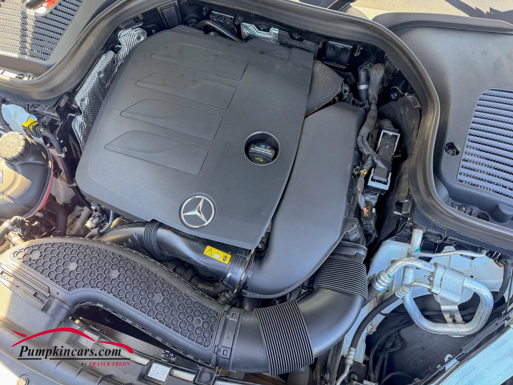 Used 2020 Mercedes-Benz GLC 300 4MATIC image 9