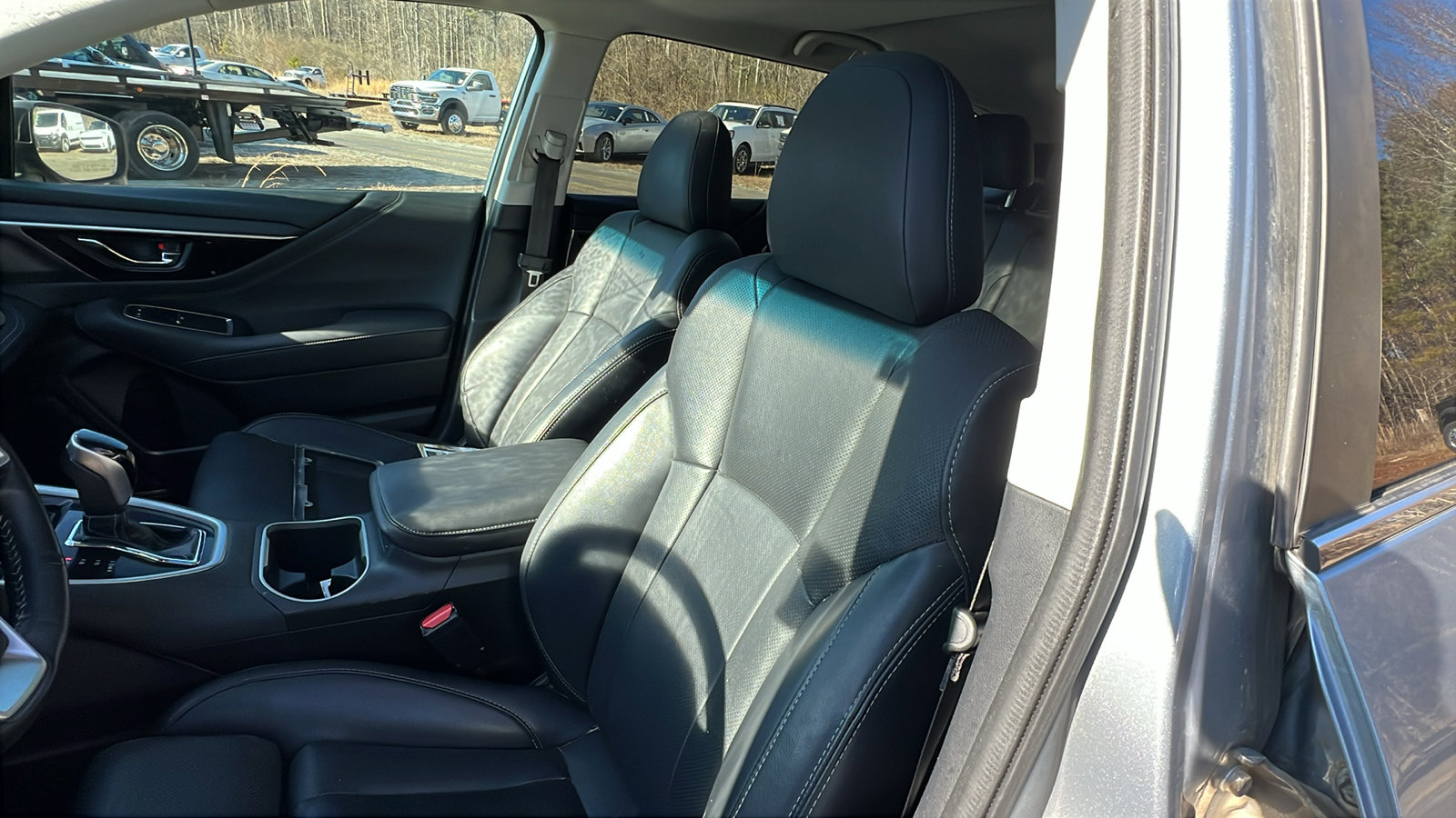 Used 2022 Subaru Outback Limited image 17