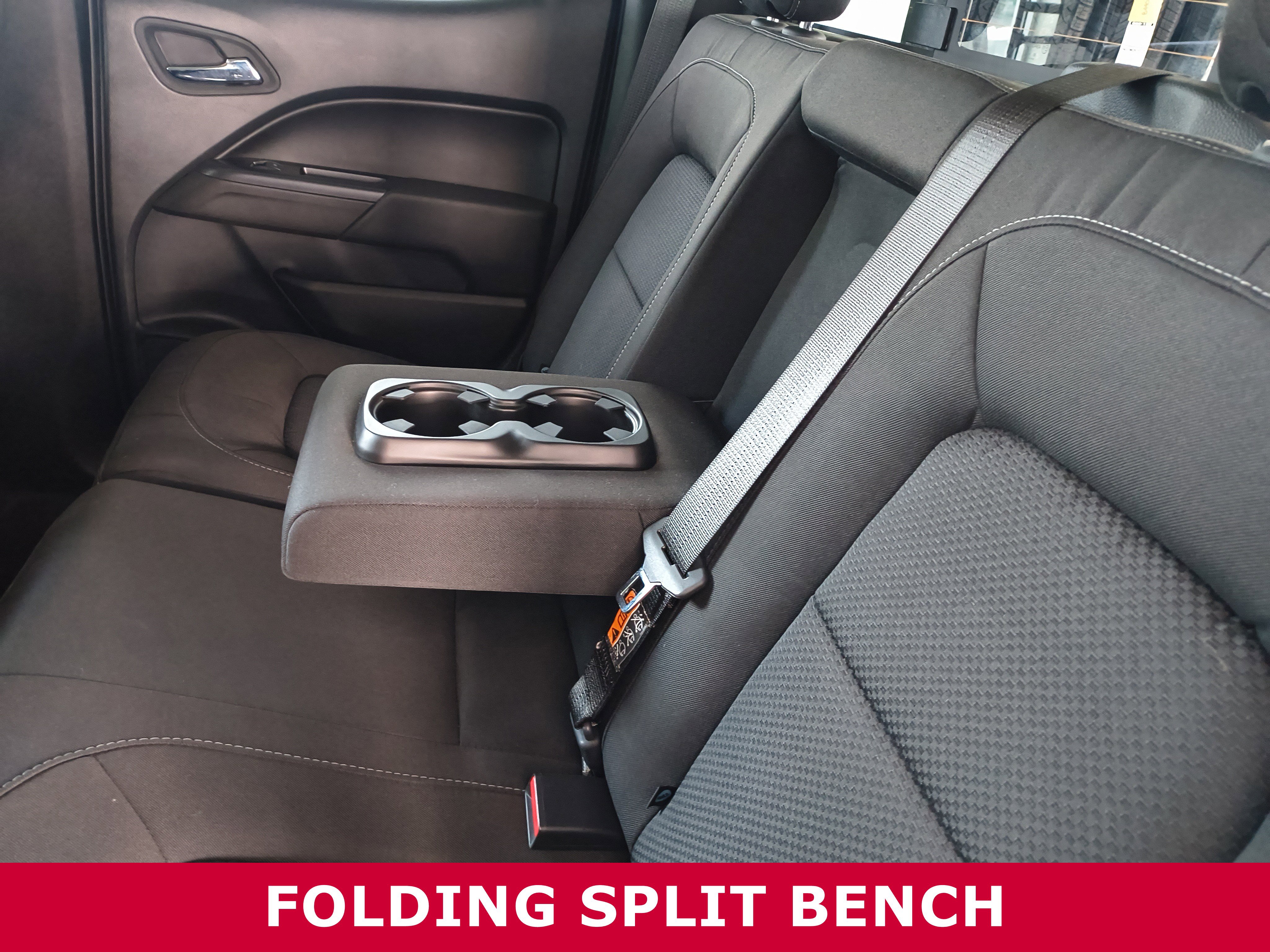 Used 2022 Chevrolet Colorado LT w/ LT Convenience Package image 28