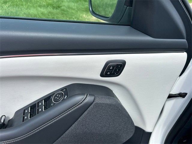 New 2025 Ford Mustang Mach-E Premium image 18