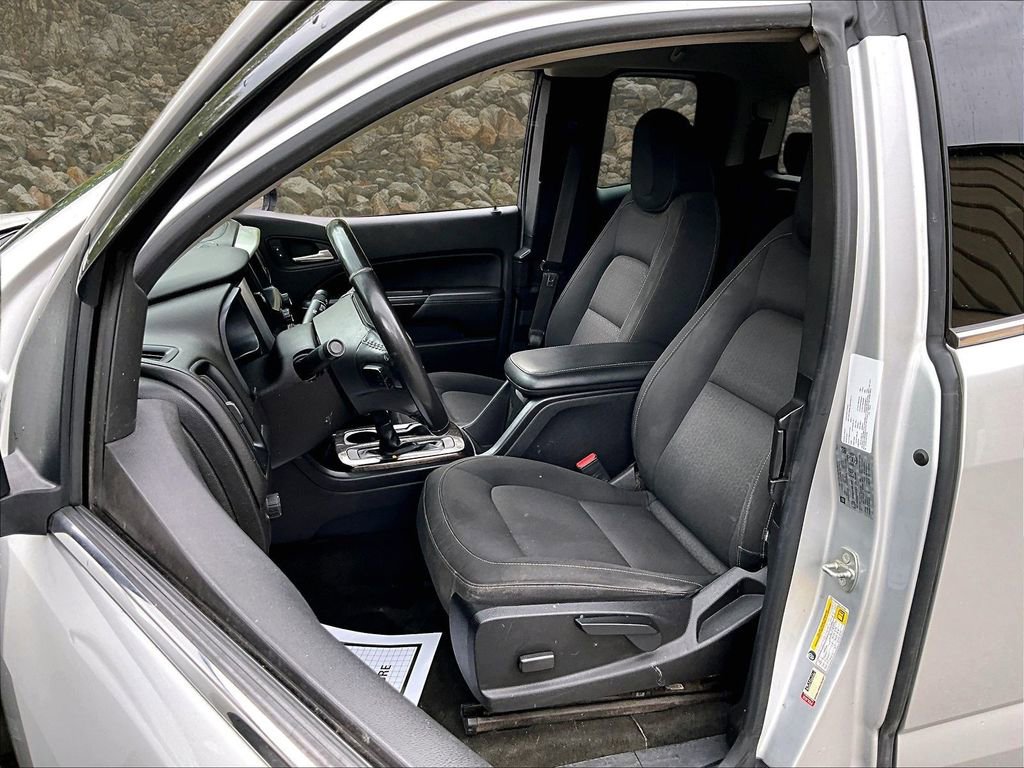 Used 2018 GMC Canyon SLE RWD image 20