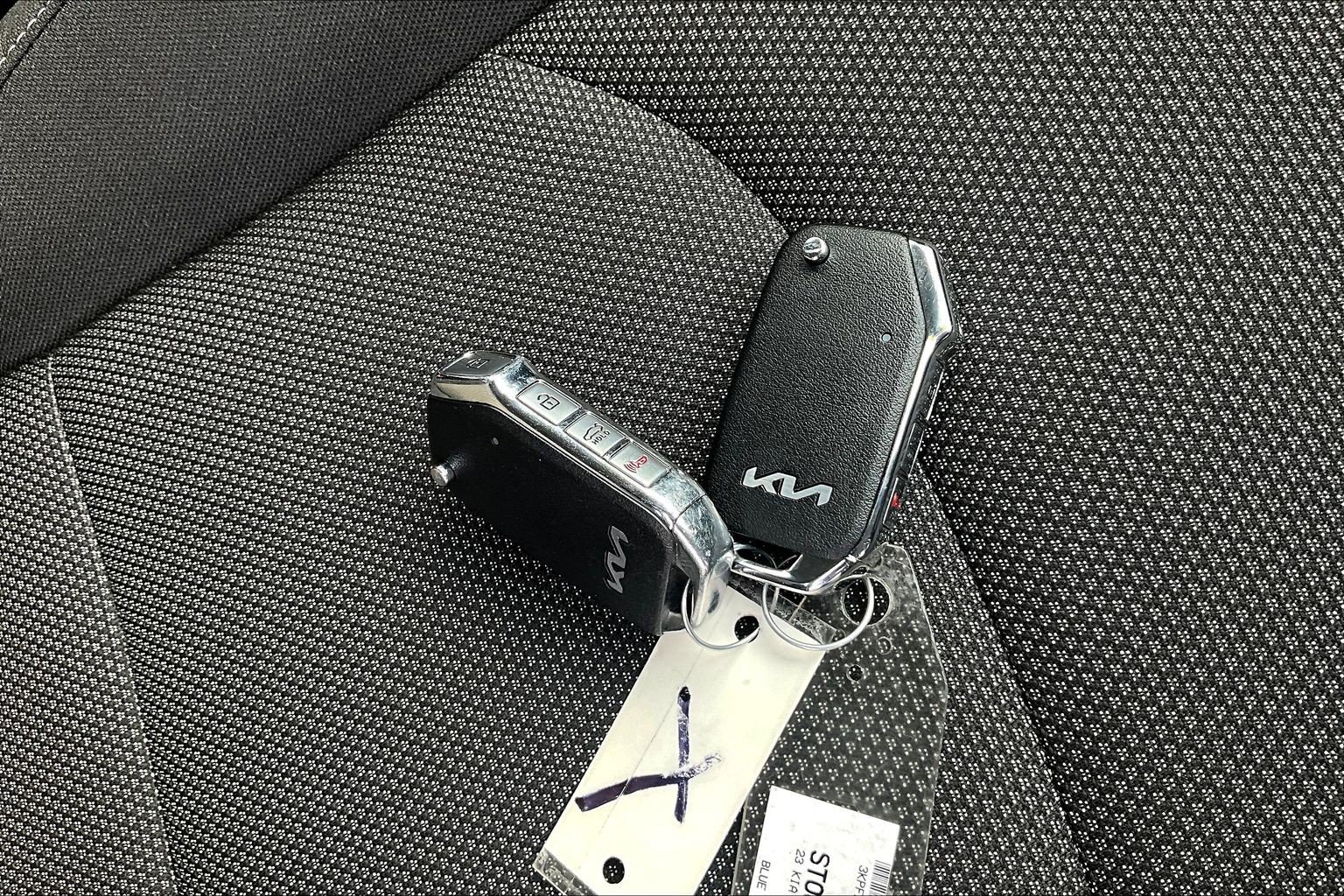 Used 2023 Kia Forte LXS w/ LXS Technology Package FWD image 10