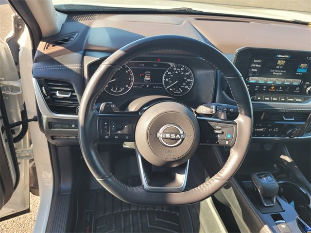 Used 2023 Nissan Rogue SL w/ SL Premium Package image 30