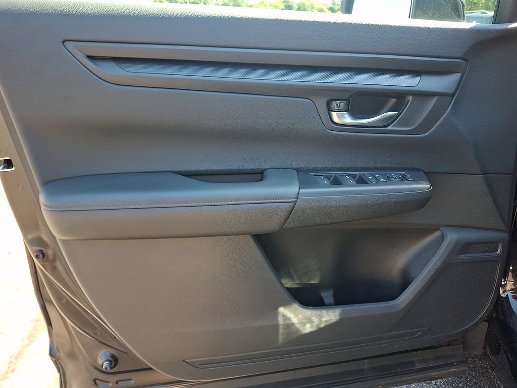 Used 2024 Honda CR-V LX image 13