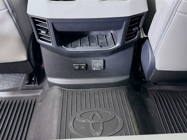 New 2025 Toyota Tundra Limited image 28